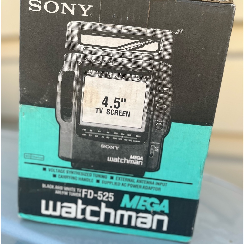 Sony FD-525 Mega WatchMen vintage 90s portable TV Brand new in box still